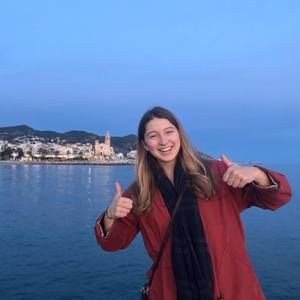 Meet your Posher, Lucy